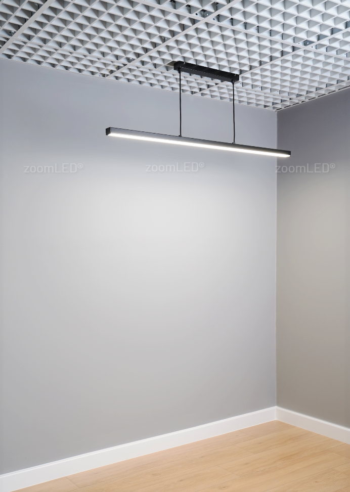 Lampa wisząca z neutralną barwą