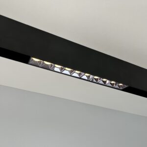 Lampa do szyny magnetycznej OPTONICA® XL czarna 20W LED 24°