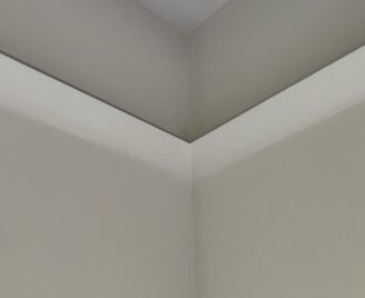 Profil aluminiowy ścienny gzyms - Logi
