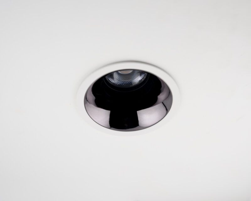 Spotlight_Aurora_TX20_bialoczarna_okragla_