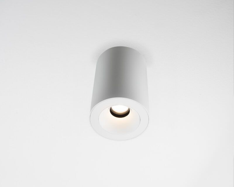 tuba_spotlight_biala_tb12_2